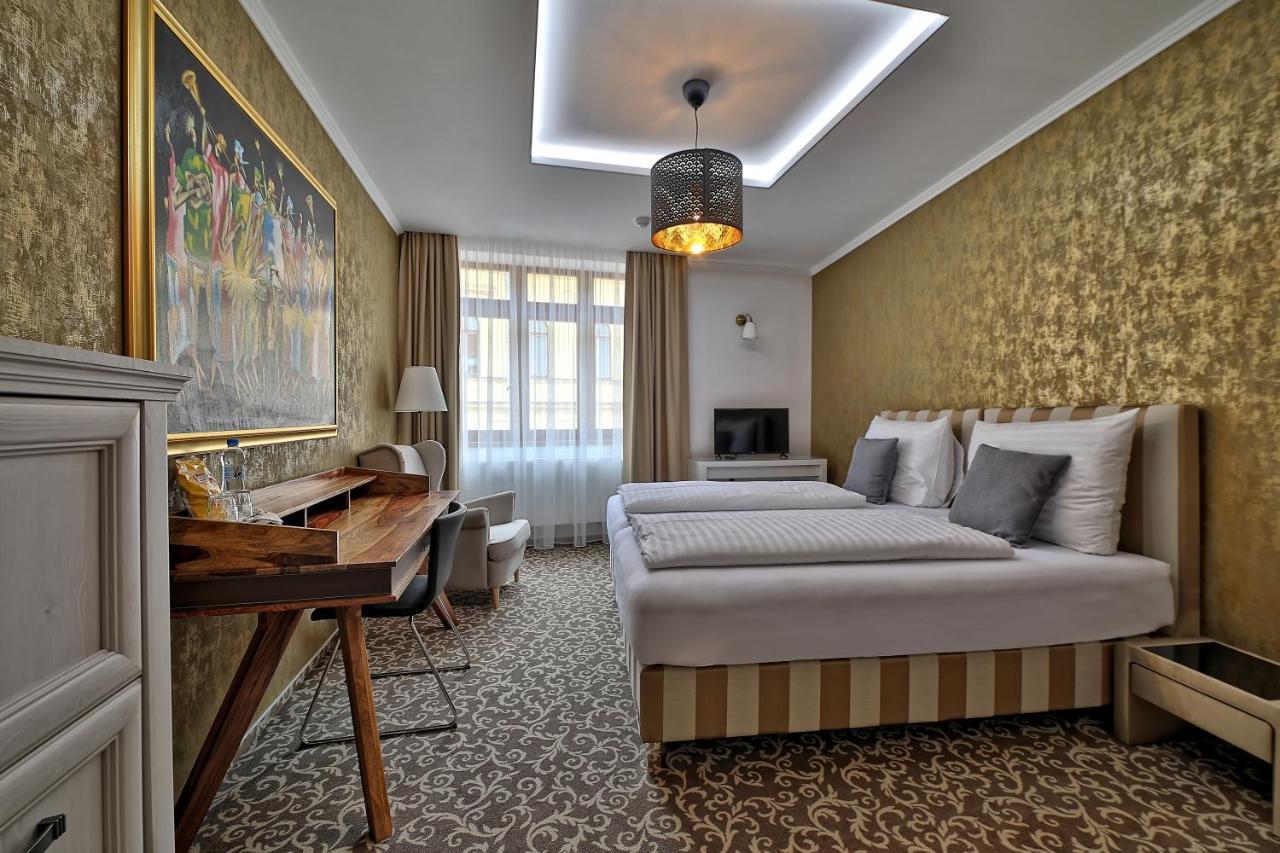 Hotel Pod Bránou Bártfa Kültér fotó